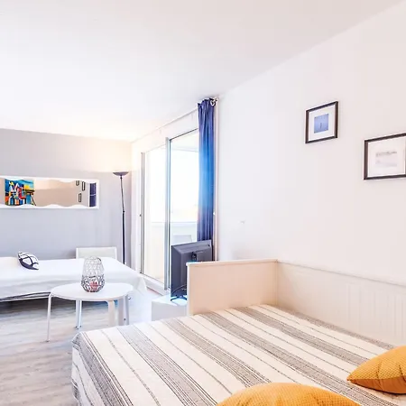 Apartment Studio Port Arcachon-10 By Interhome